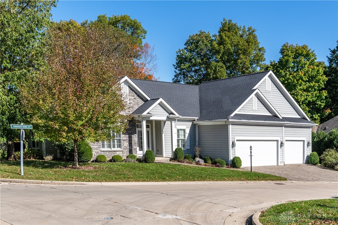 2082 Tamarack Ridge Court, Beavercreek, Ohio image 1