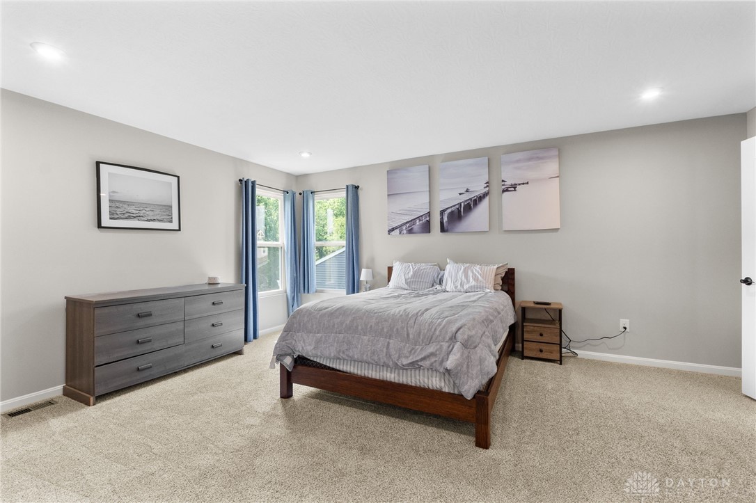 1466 Catford Court, Fairborn, Ohio image 30
