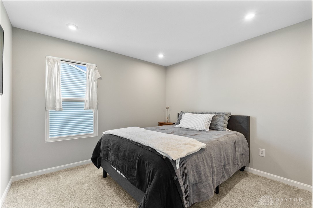 1466 Catford Court, Fairborn, Ohio image 23
