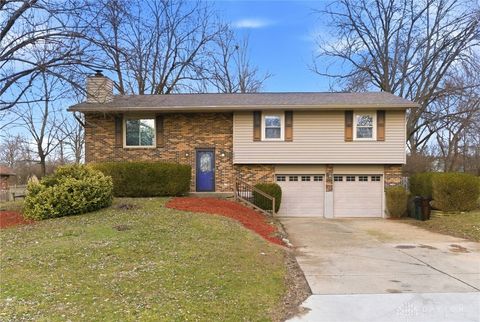 Photo of 4460 Mohave Drive, Dayton, OH 45431 (MLS # 952266)