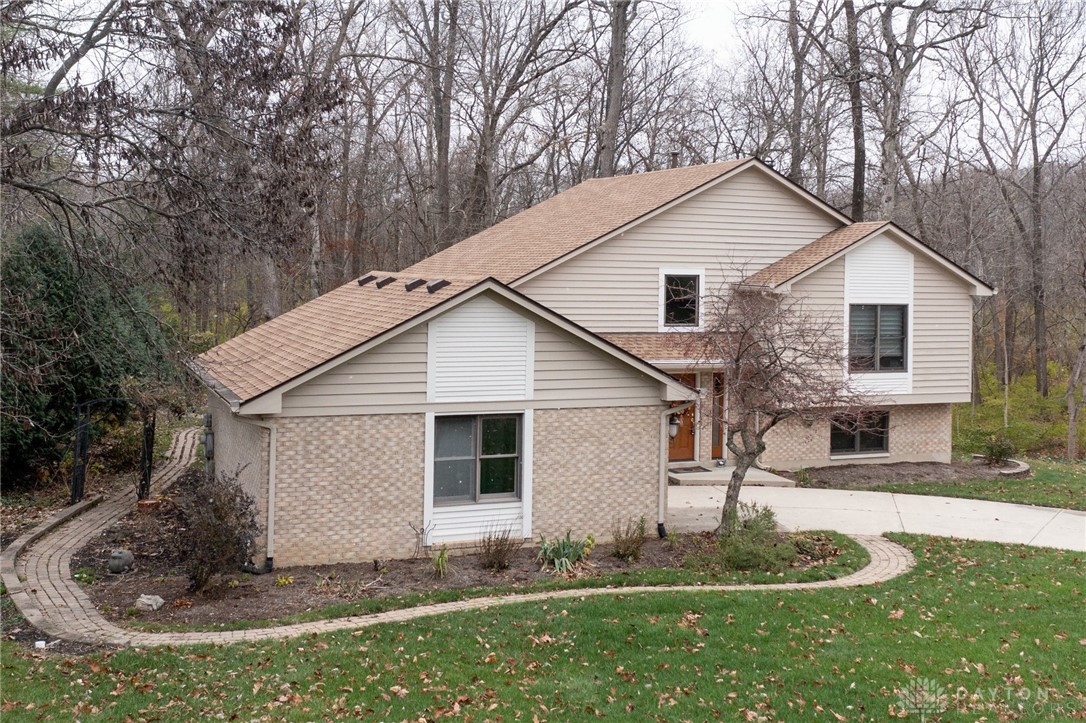 425 Lockhart Court, Vandalia, Ohio image 39