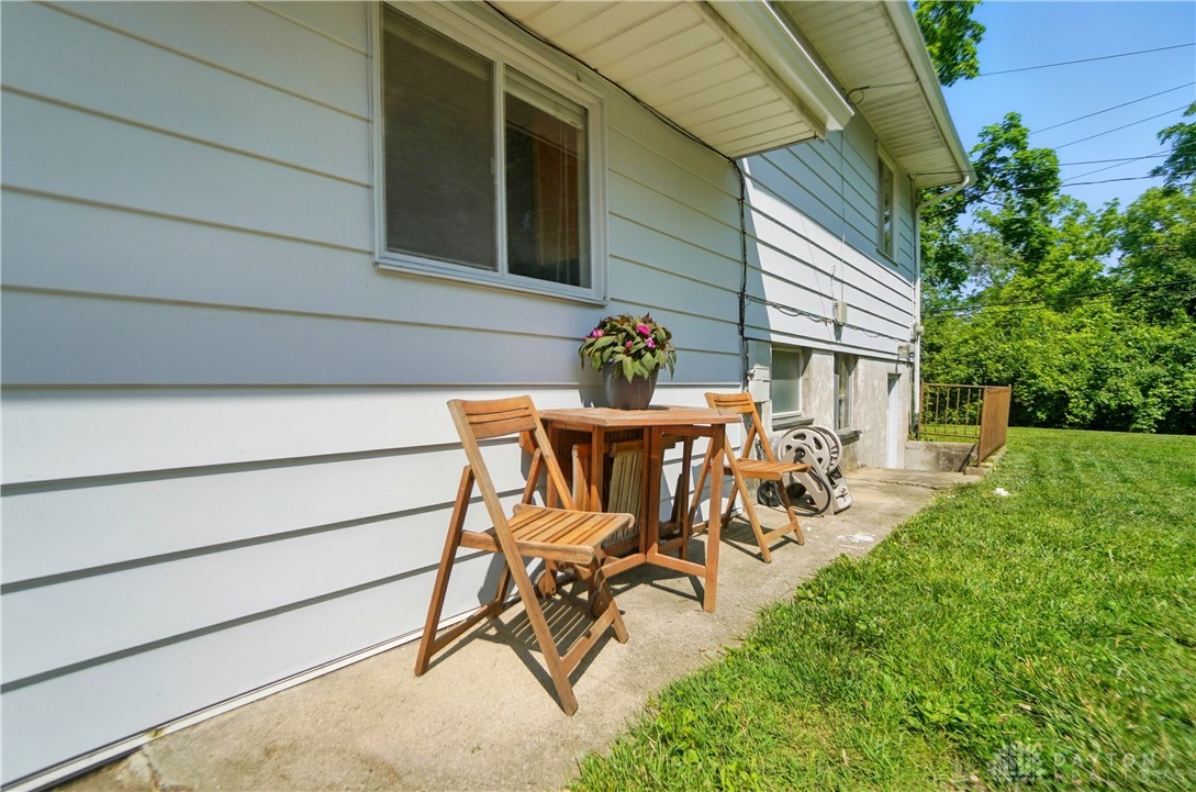 2584 Woodman Drive, Dayton, Ohio image 39
