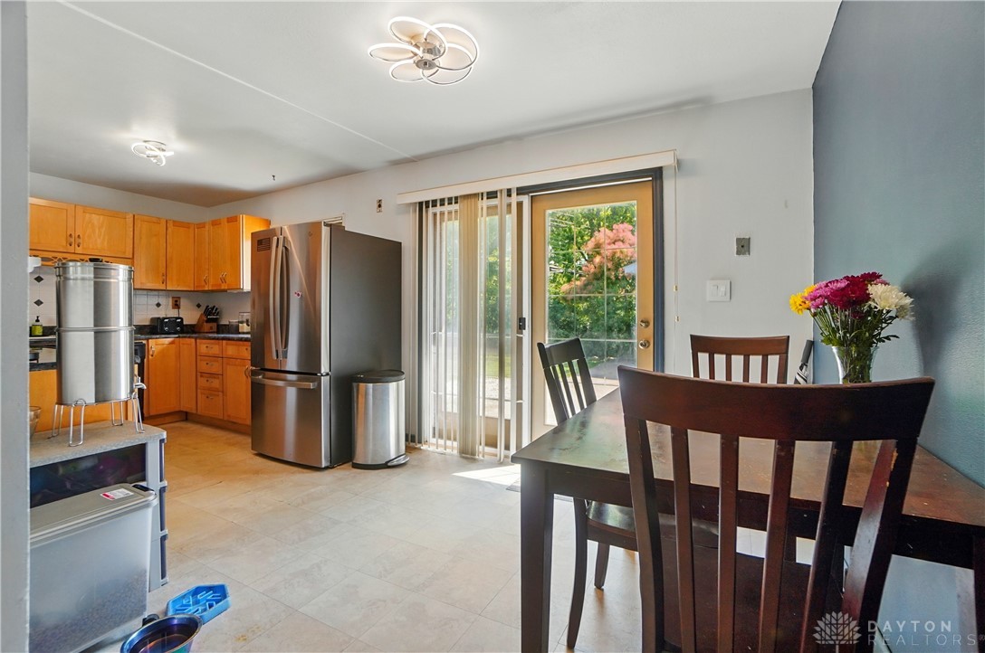 2584 Woodman Drive, Dayton, Ohio image 13