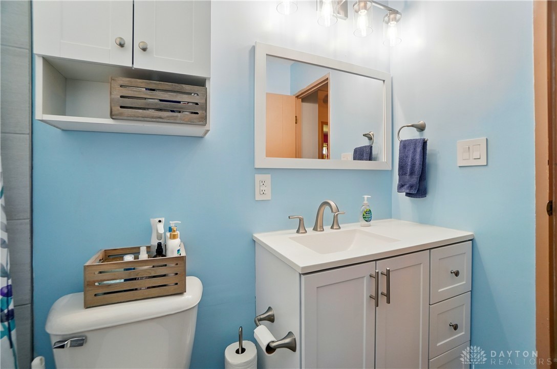 2584 Woodman Drive, Dayton, Ohio image 28