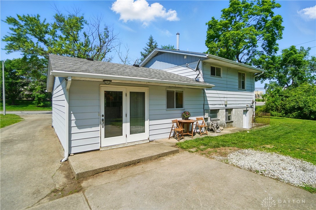 2584 Woodman Drive, Dayton, Ohio image 38