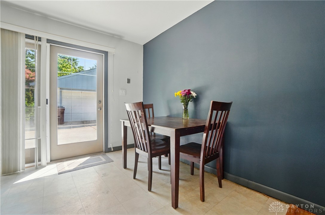 2584 Woodman Drive, Dayton, Ohio image 11