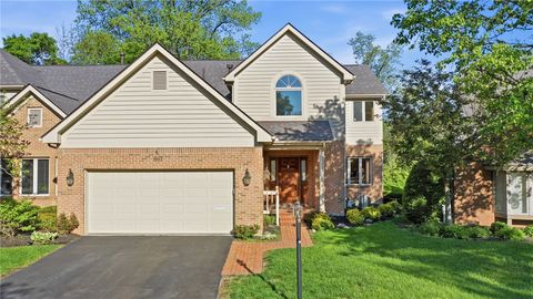 Photo of 861 Timberlake Court, Kettering, OH 45429 (MLS # 957405)