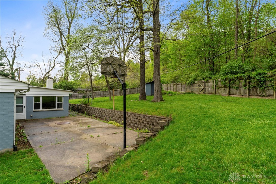 4260 Woodland Terrace, Beavercreek, Ohio image 34
