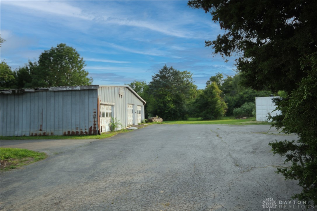 64 S South Street, New Vienna, Ohio image 14