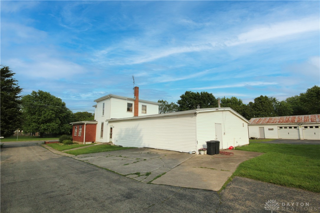 64 S South Street, New Vienna, Ohio image 13
