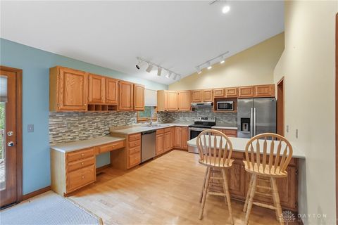Tiny photo for 473 Mccray Boulevard, Springboro, OH 45066 (MLS # 945373)