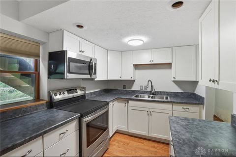 Tiny photo for 473 Mccray Boulevard, Springboro, OH 45066 (MLS # 945373)