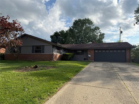 Homes For Sale - 1218 Rona Parkway Drive<br/> Greene County, Fairborn, OH 45324