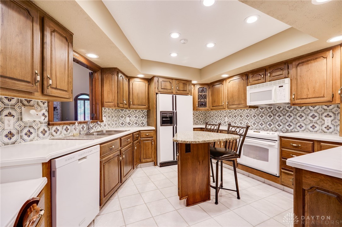 875 Deer Run Road, Dayton, Ohio image 9