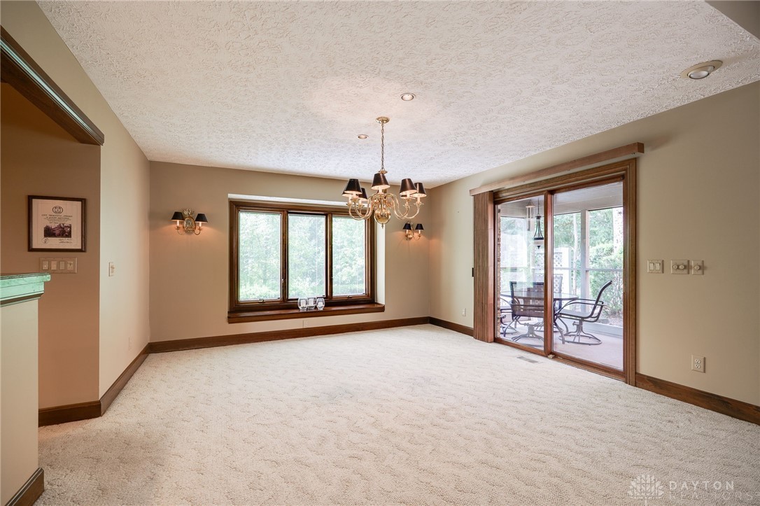 875 Deer Run Road, Dayton, Ohio image 7