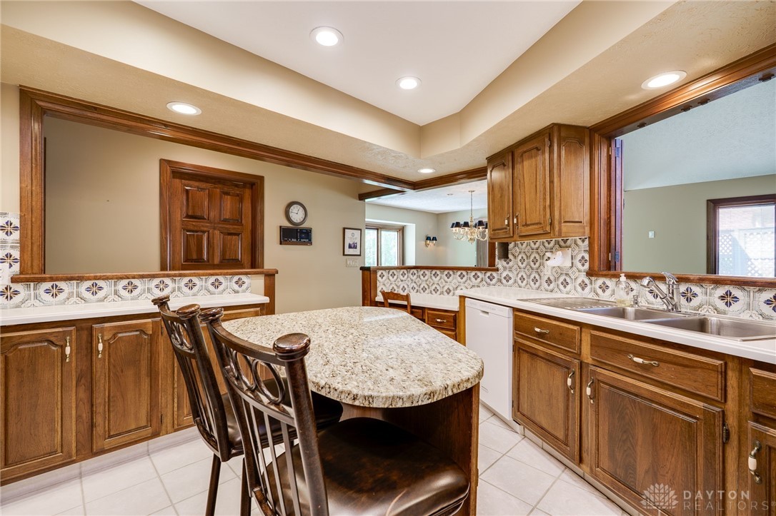 875 Deer Run Road, Dayton, Ohio image 11