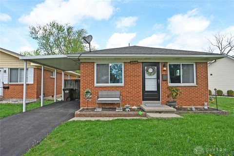 Photo of 2740 Gaylord Avenue, Kettering, OH 45419 (MLS # 956890)
