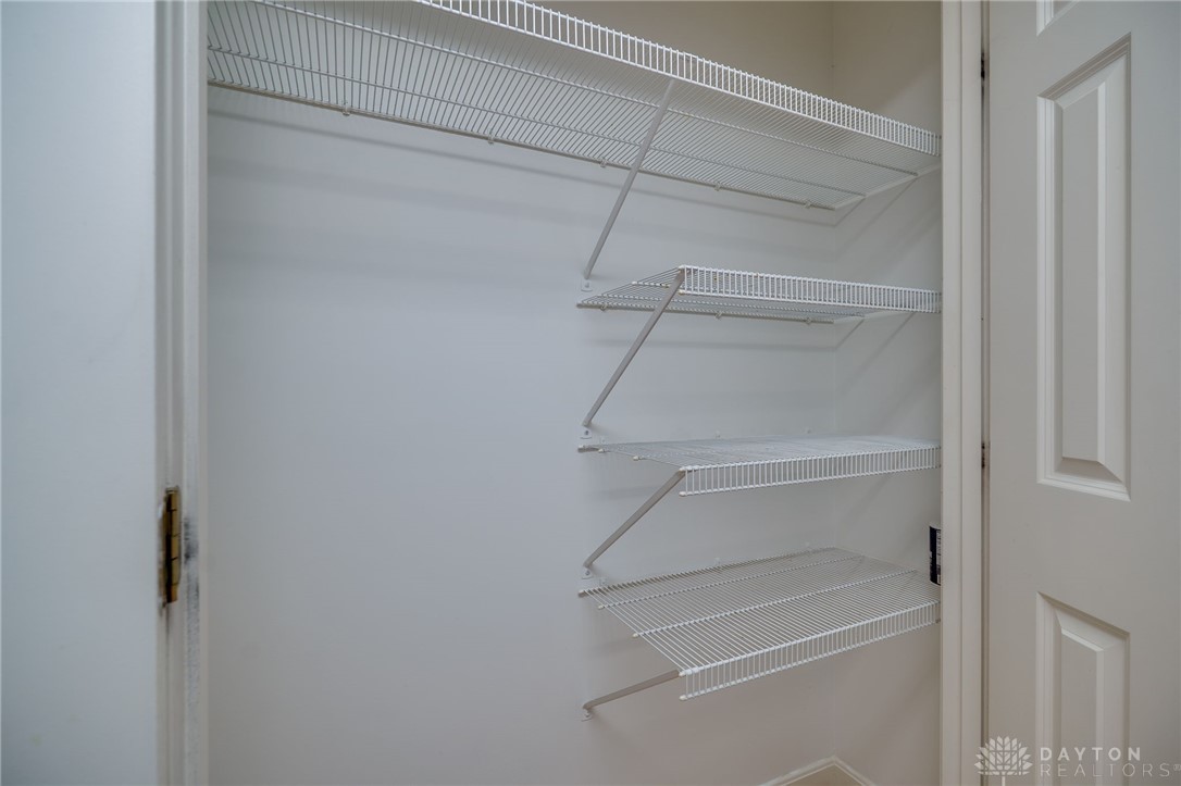 Beavercreek, Ohio 45431, United States, 3 Bedrooms Bedrooms, ,2 BathroomsBathrooms,Residential,Pending,152118