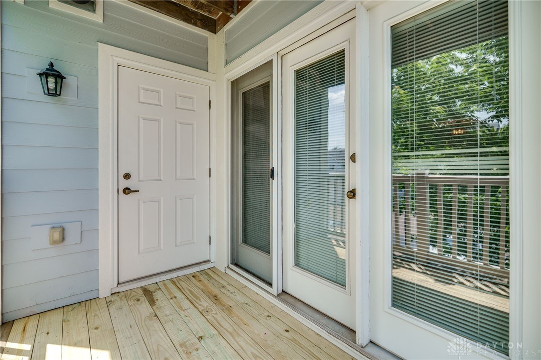 Beavercreek, Ohio 45431, United States, 3 Bedrooms Bedrooms, ,2 BathroomsBathrooms,Residential,Pending,152118