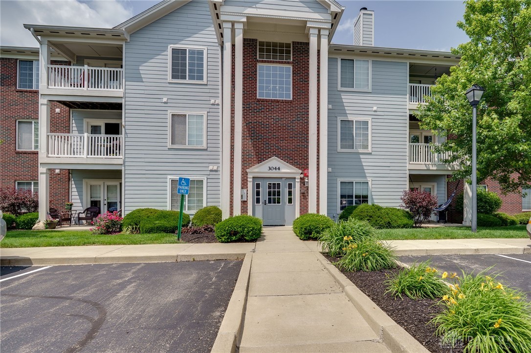 Beavercreek, Ohio 45431, United States, 3 Bedrooms Bedrooms, ,2 BathroomsBathrooms,Residential,Pending,152118