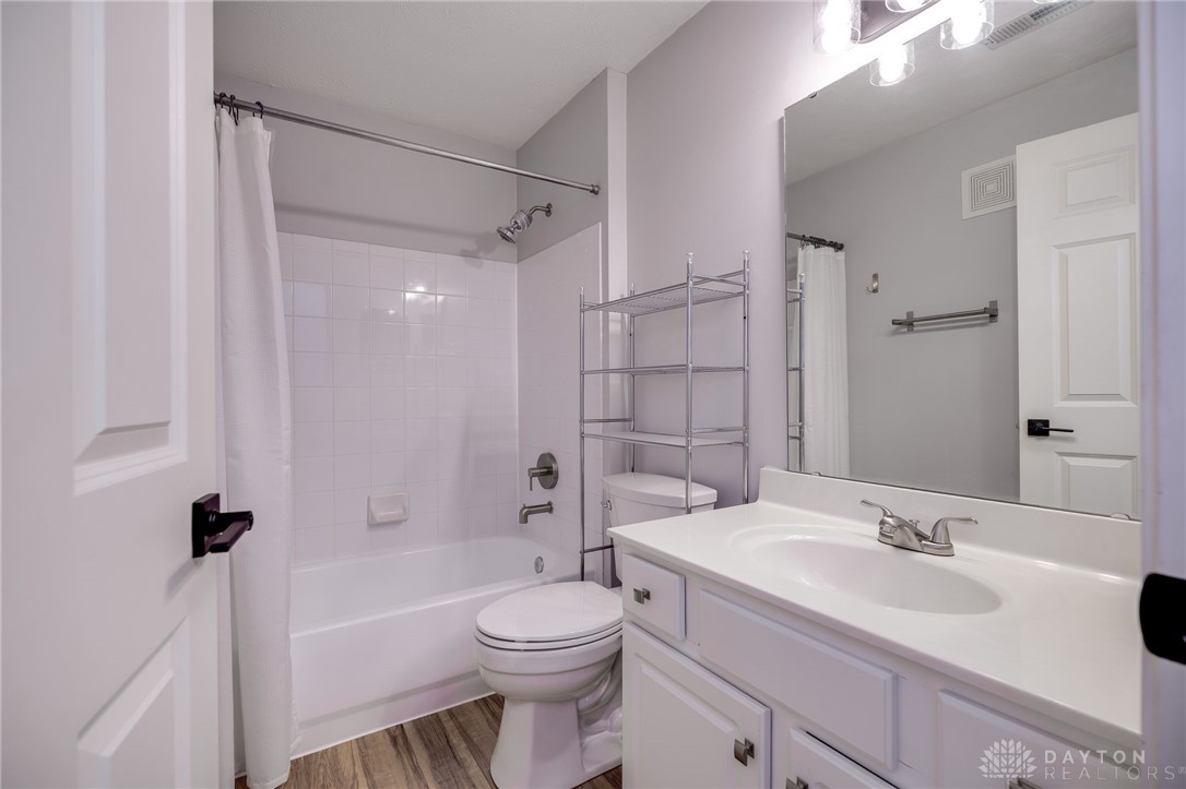 Beavercreek, Ohio 45431, United States, 3 Bedrooms Bedrooms, ,2 BathroomsBathrooms,Residential,Pending,152118