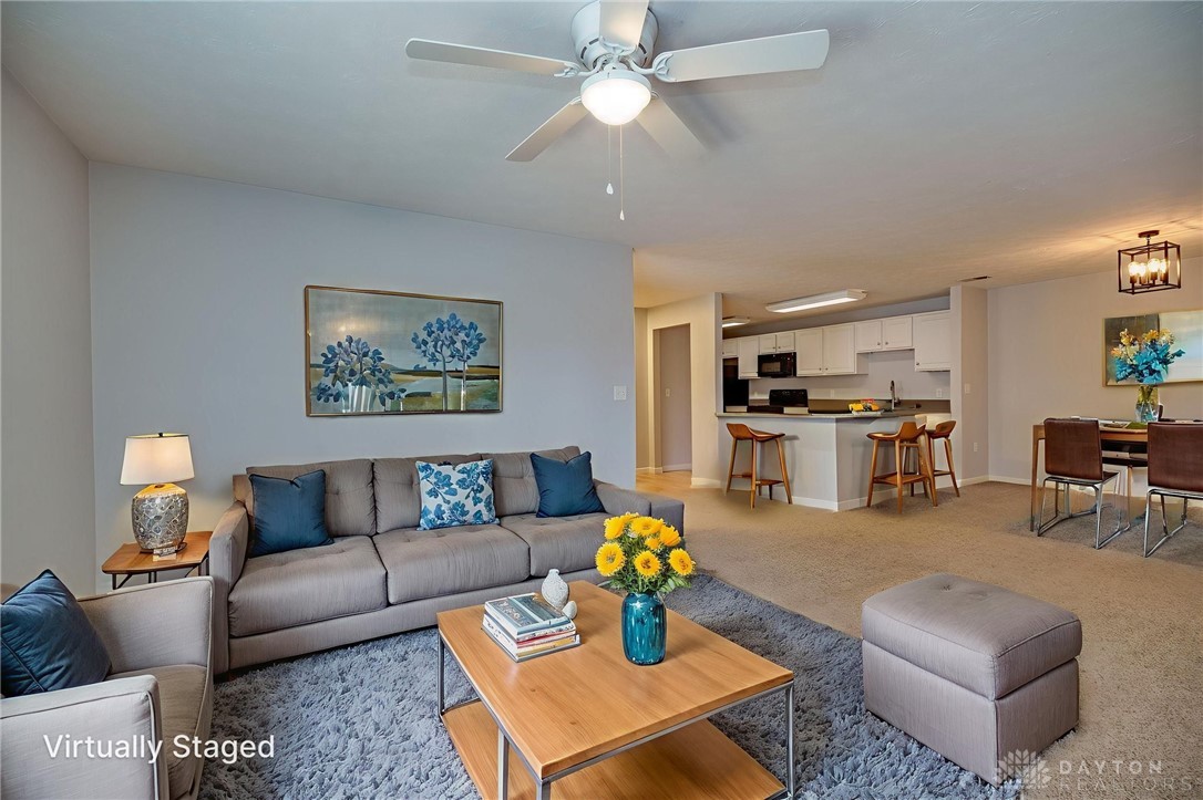 Beavercreek, Ohio 45431, United States, 3 Bedrooms Bedrooms, ,2 BathroomsBathrooms,Residential,Pending,152118