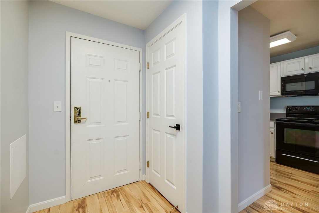 Beavercreek, Ohio 45431, United States, 3 Bedrooms Bedrooms, ,2 BathroomsBathrooms,Residential,Pending,152118