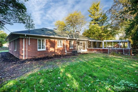 Tiny photo for 4252 Philadelphia Drive, Dayton, OH 45405 (MLS # 947021)