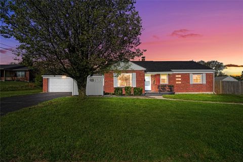 Photo of 975 Harrison Avenue, Hamilton, OH 45013 (MLS # 956029)