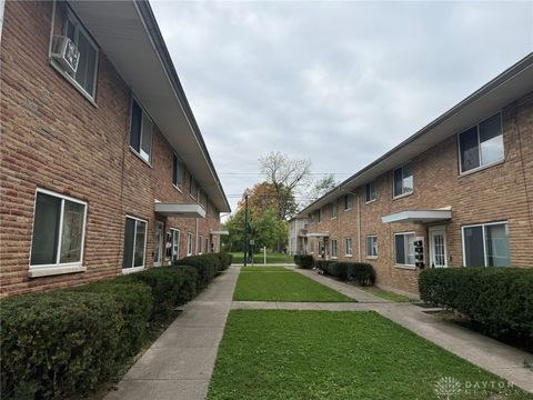 Multifamily For Sale - 2929 Hoover Avenue<br/> Dayton, OH 45402
