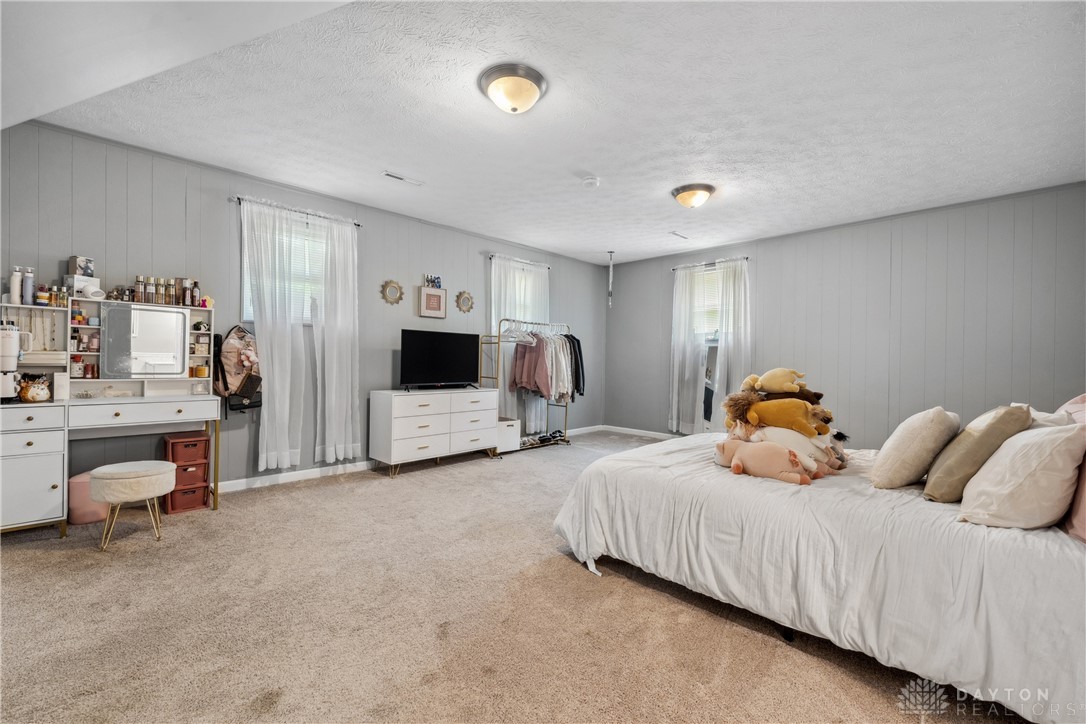2089 Clearview Drive, Bellbrook, Ohio image 36