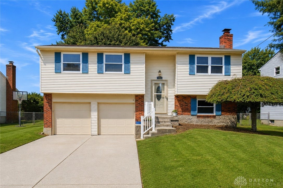 1386 Stone Drive