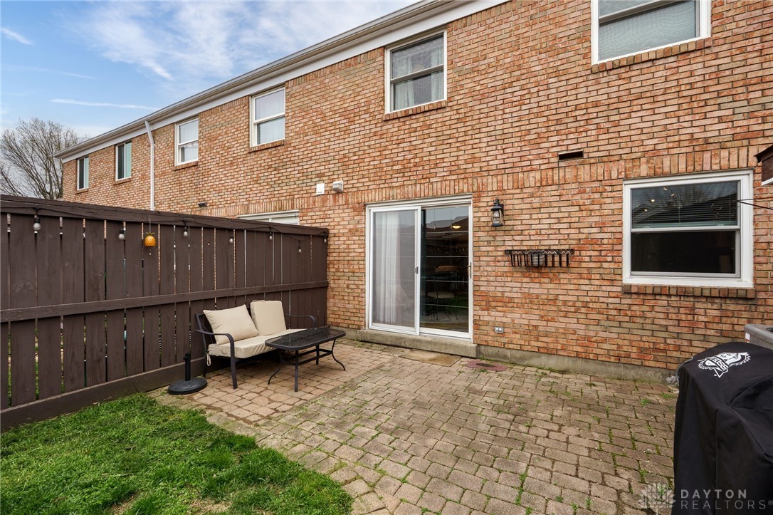 1105 Charleston Court, Fairborn, Ohio image 37