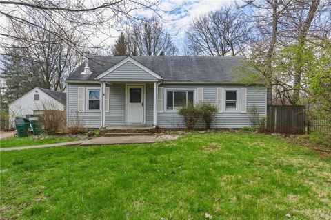 Homes For Sale - 45 Rosell Dr<br/> Beavercreek, OH 45440