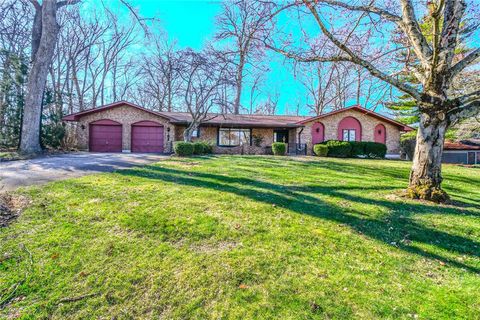 Photo of 1366 Scenicview Court, Dayton, OH 45459 (MLS # 950140)
