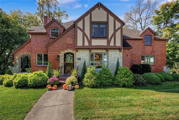 860 GREENHOUSE DR, DAYTON, OH 45419 - Image 1b3d9d6e7ff609ad4f47ca1db345c0df/4160834175