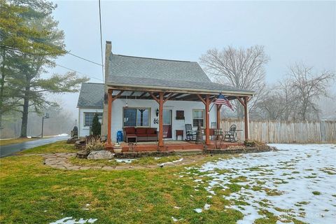 Homes For Sale - 7185 Middletown Germantown Road<br/> Middletown, OH 45042