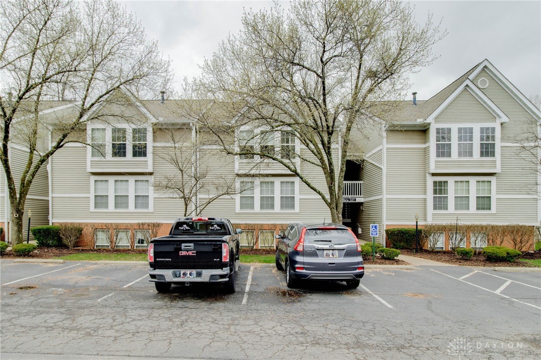 124 Highridge Court, Fairfield, Ohio image 1