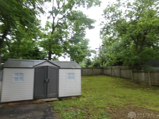 1914 W Bataan Drive, Dayton, Ohio image 3
