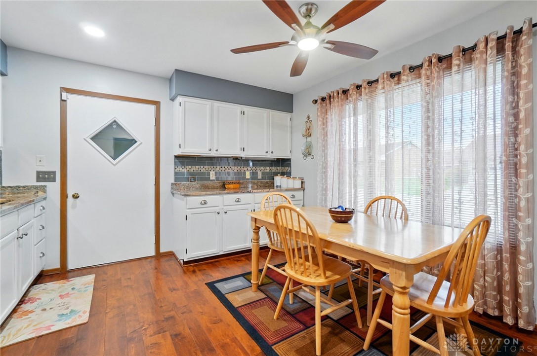 1143 Armsgate Road, Springfield, Ohio image 8