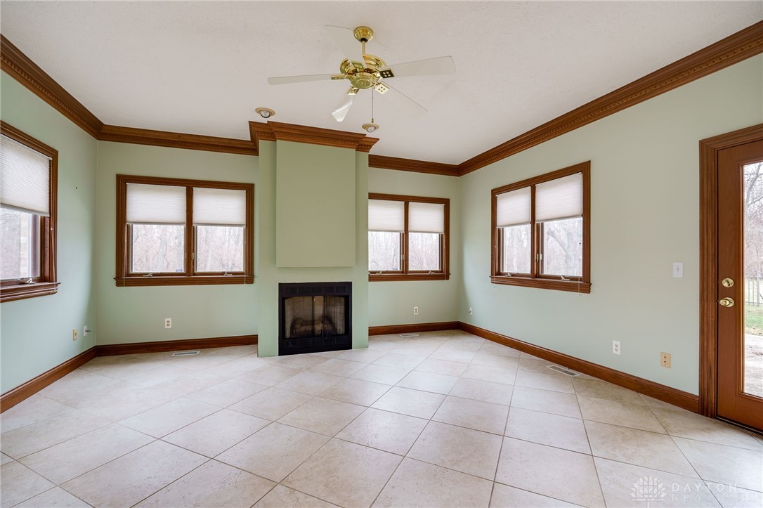 1656 Fox Trail, Bellbrook, Ohio image 17