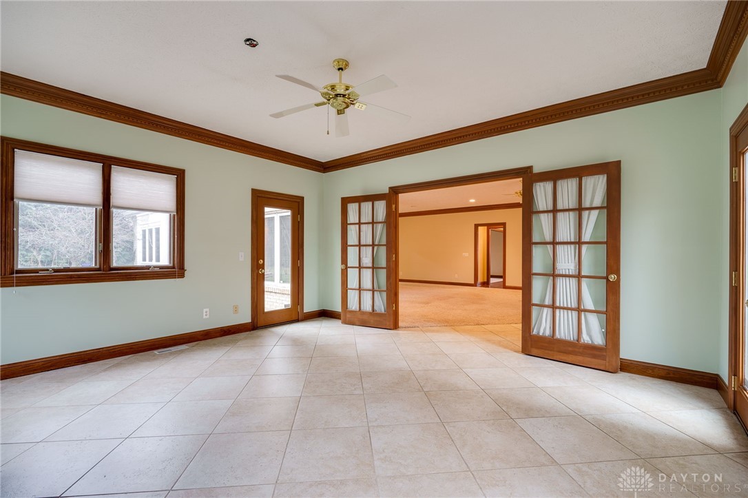 1656 Fox Trail, Bellbrook, Ohio image 19