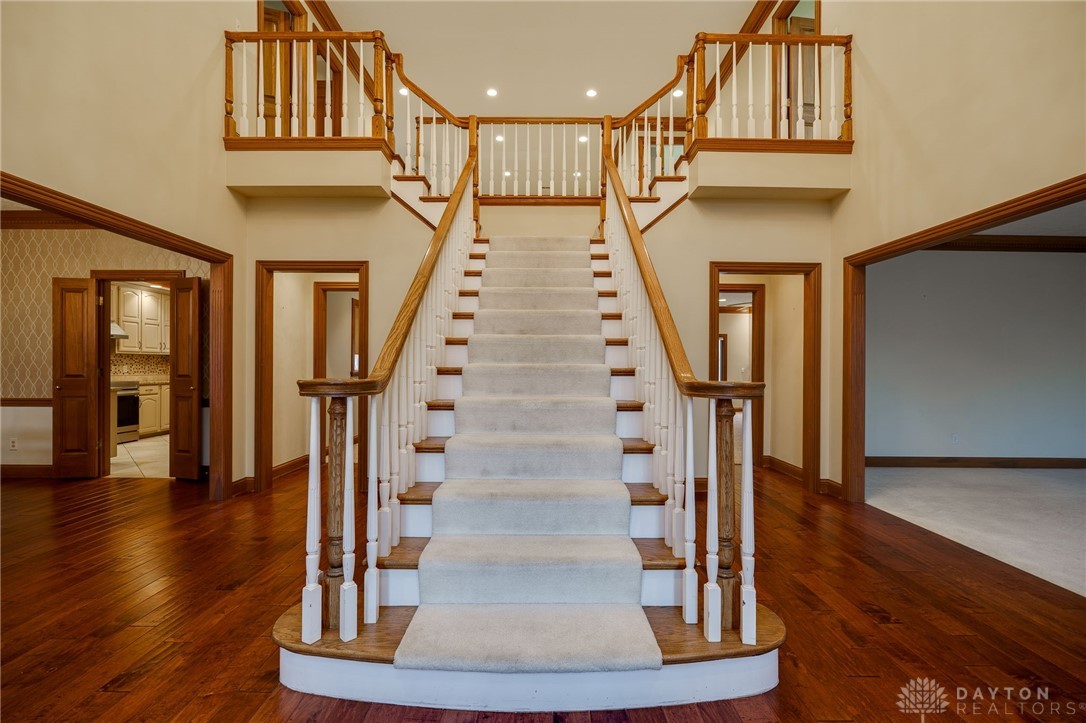1656 Fox Trail, Bellbrook, Ohio image 8
