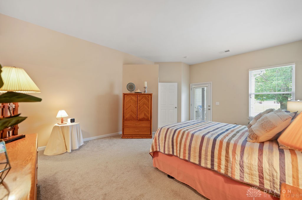 4816 Mallard Creek Drive, Mason, Ohio image 16