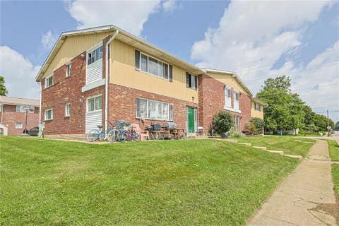 Multifamily For Sale - 311 Sycamore Road<br/> Trenton, OH 45067