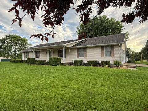 Homes For Sale - 7925 Arlington Road<br/> Brookville, OH 45309