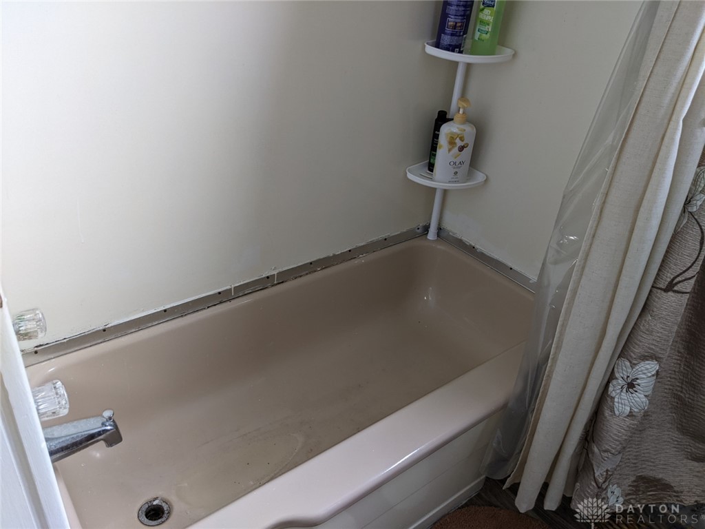 Harrison Twp, Ohio 45414, United States, 2 Bedrooms Bedrooms, ,1 BathroomBathrooms,Residential,Active,176252