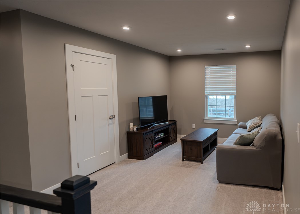 1180 Autumn Ridge Drive, Lebanon, Ohio image 11