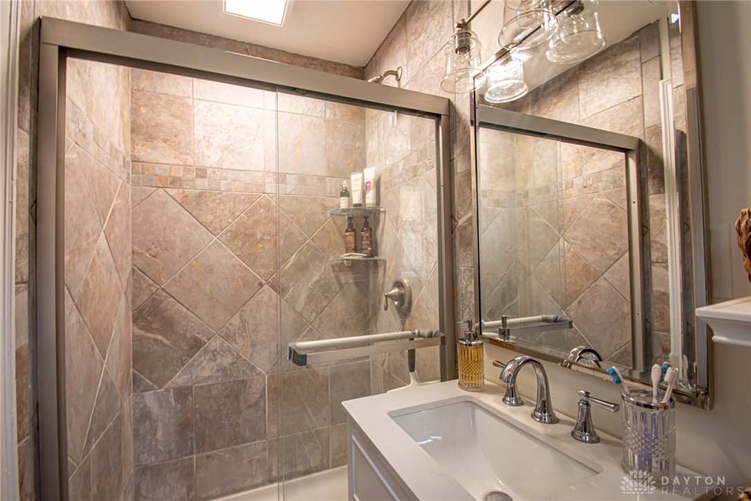 626 Hathaway Road, Oakwood, Ohio image 23