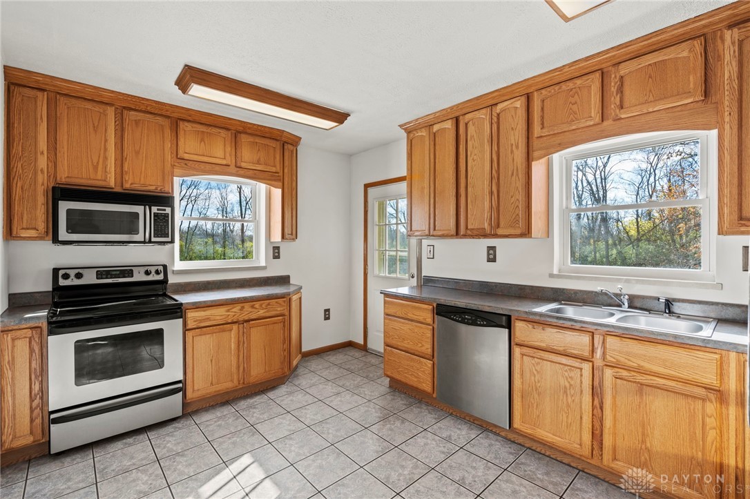 2514 Little York Road, Dayton, Ohio image 8